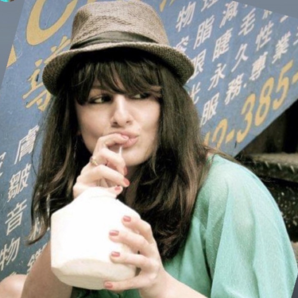 Meet your Posher, Mariza